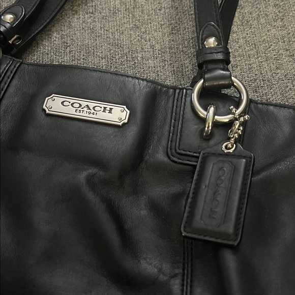 Coach Leather Bag GUC - Picture 4 of 17